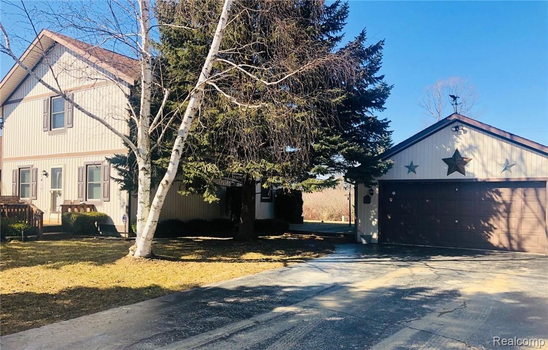 7415 Woodbine Road Lexington, MI 48450 - Photo 1 of 29 IMG_1578.jpg