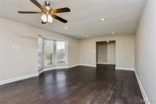 $2,030 | 1 Magnolia Place, Imperial, MO 63052