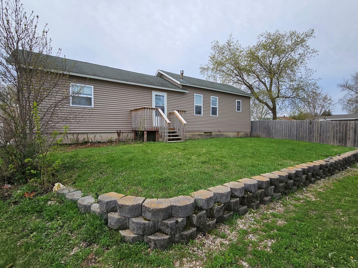 117 Nelson Street North Nelson, MN 56355 - Photo 7 of 8