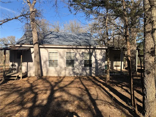 $260,000 | 950 Deer Hill Drive, Bryan, TX 77807
