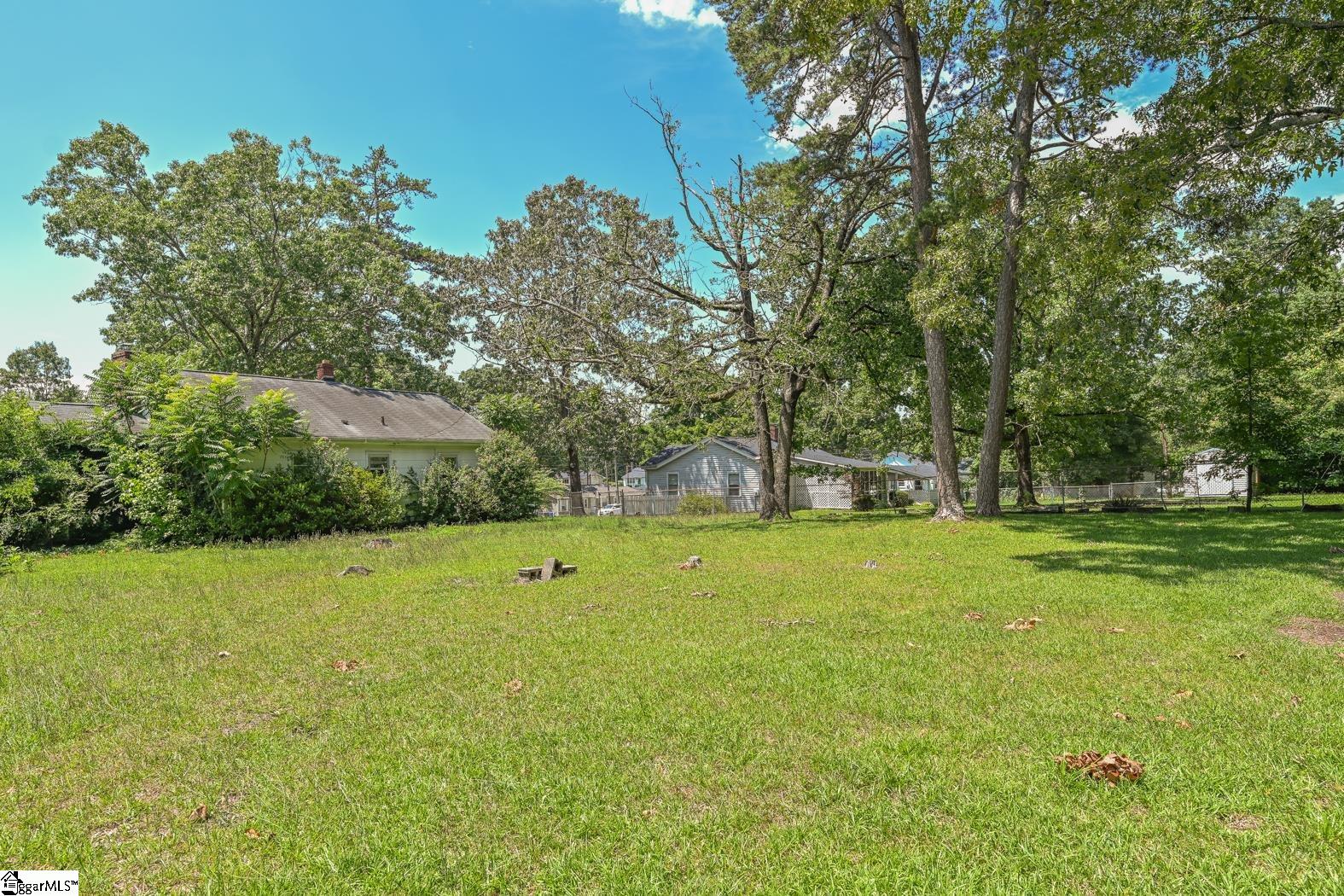 907 East Lee Road Taylors, SC 29687 - Photo 21 of 23 Gallery Image 21