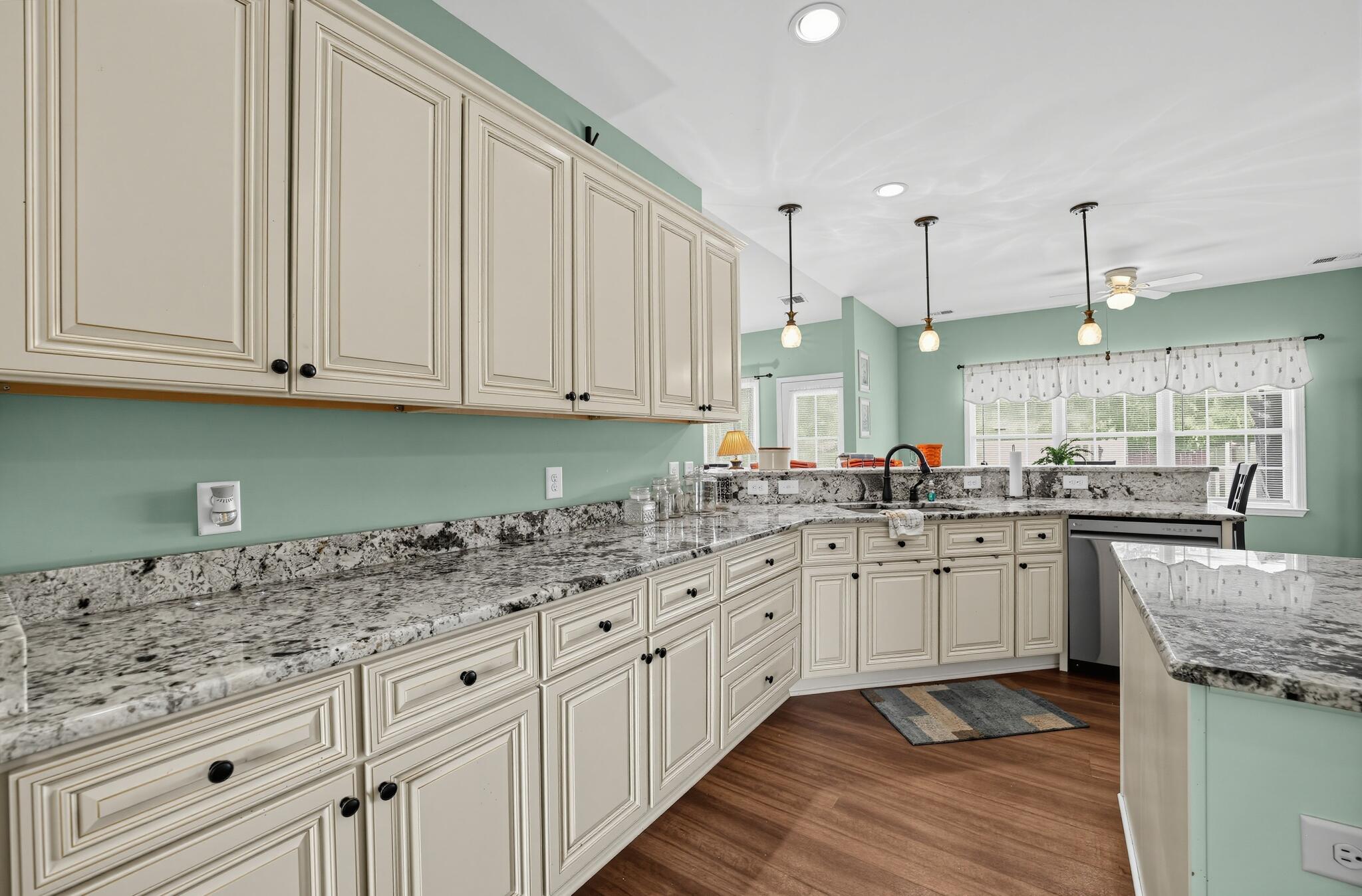 6777 Hampton Road Conway, SC 29527 - Photo 14 of 59 37_6777_Hampton_Rd-Kitchen-7588