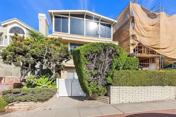 $6,145 | 2512 Ocean Boulevard, Unit B, Corona del Mar, CA 92625