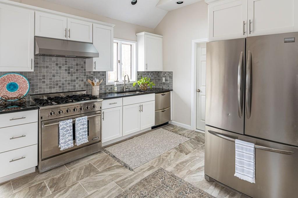 23 Marks Cove Road Wareham, MA 02571 - Photo 10 of 23 Gallery Image 10