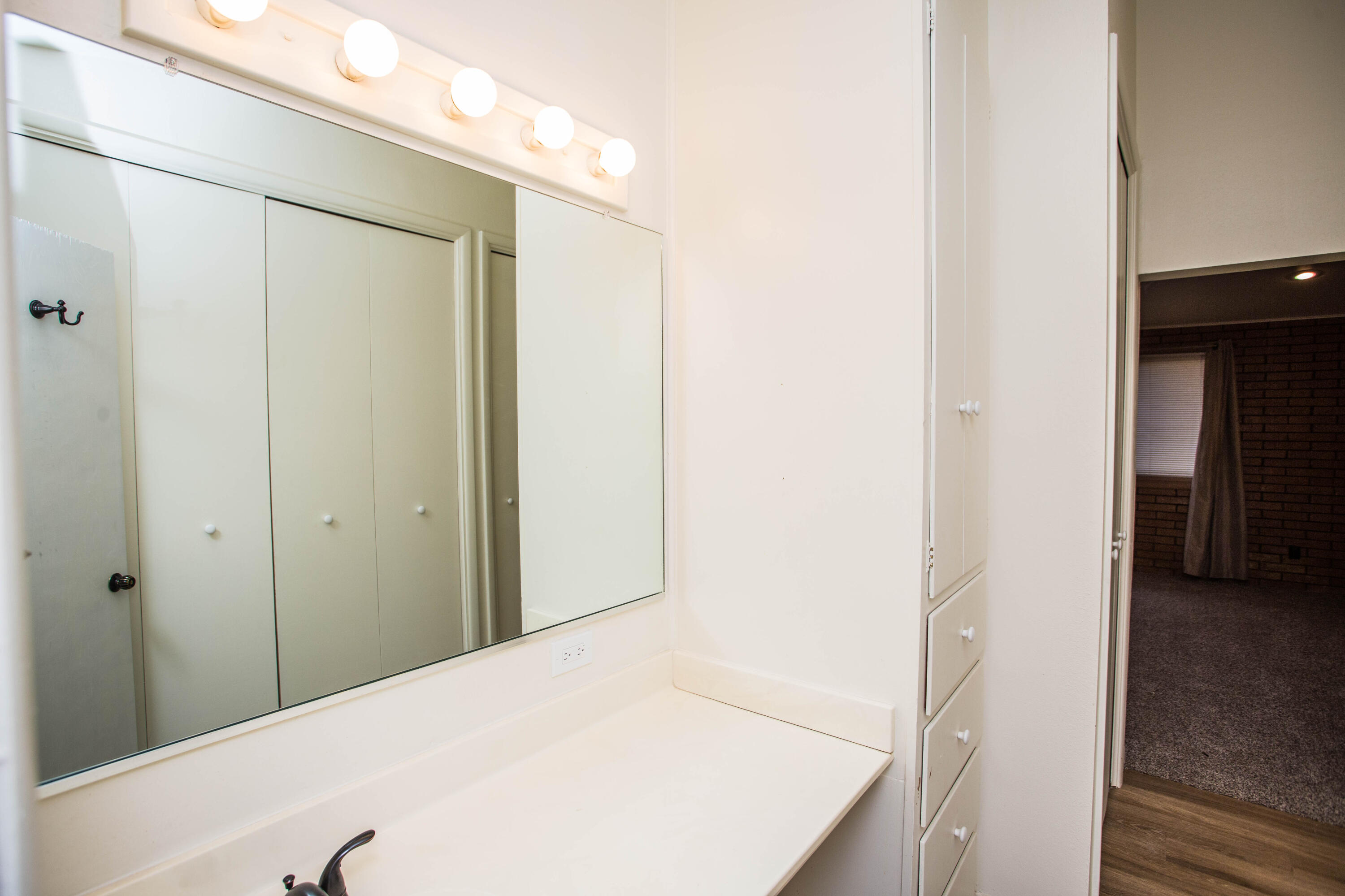2313 58th Street Lubbock, TX 79412 - Photo 40 of 75 5V2A0132
