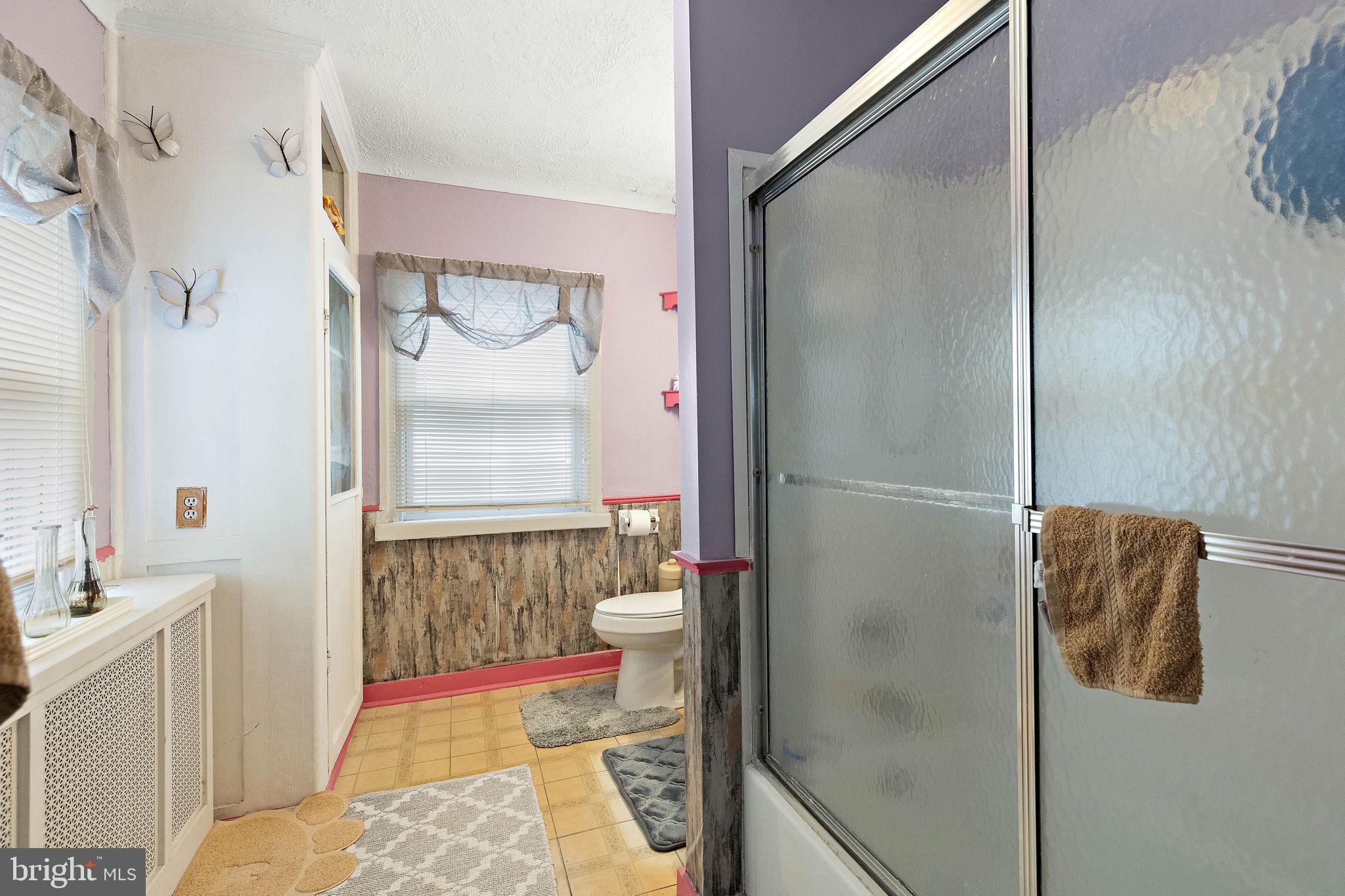 8525 Monroe Avenue Upper Darby, PA 19082 - Photo 12 of 18