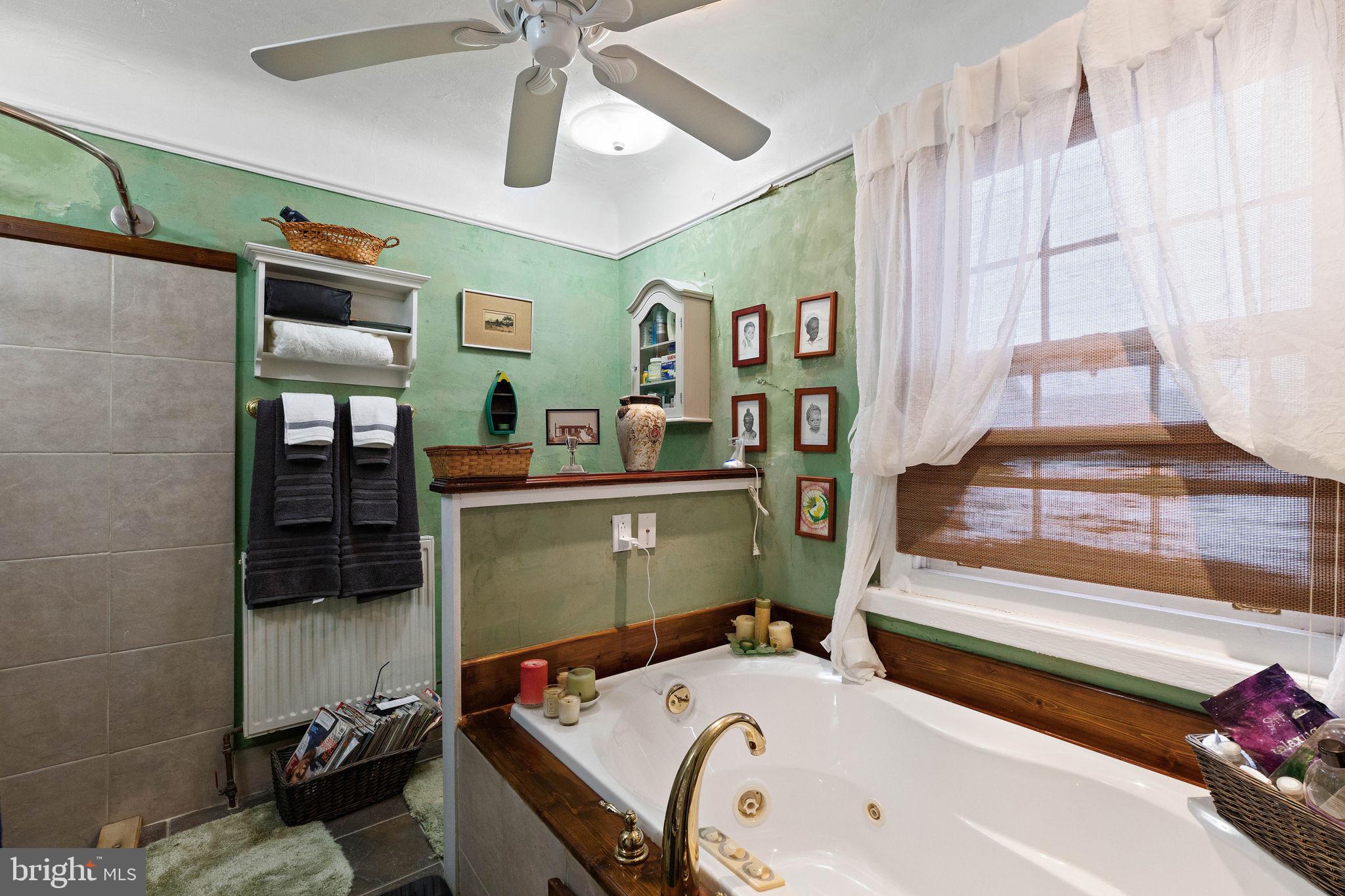 8525 Monroe Avenue Upper Darby, PA 19082 - Photo 15 of 18