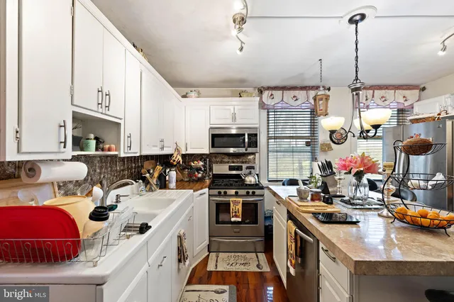 $295,000 | 8525 Monroe Avenue, Upper Darby, PA 19082