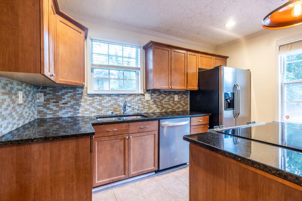 656 Parker Avenue Decatur, GA 30032 - Photo 10 of 43