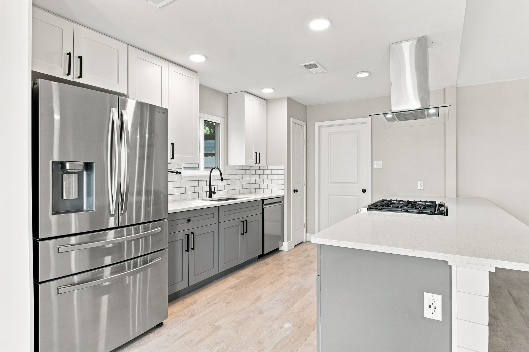 12713 Rhea Court Austin, TX 78727 - Photo 17 of 36