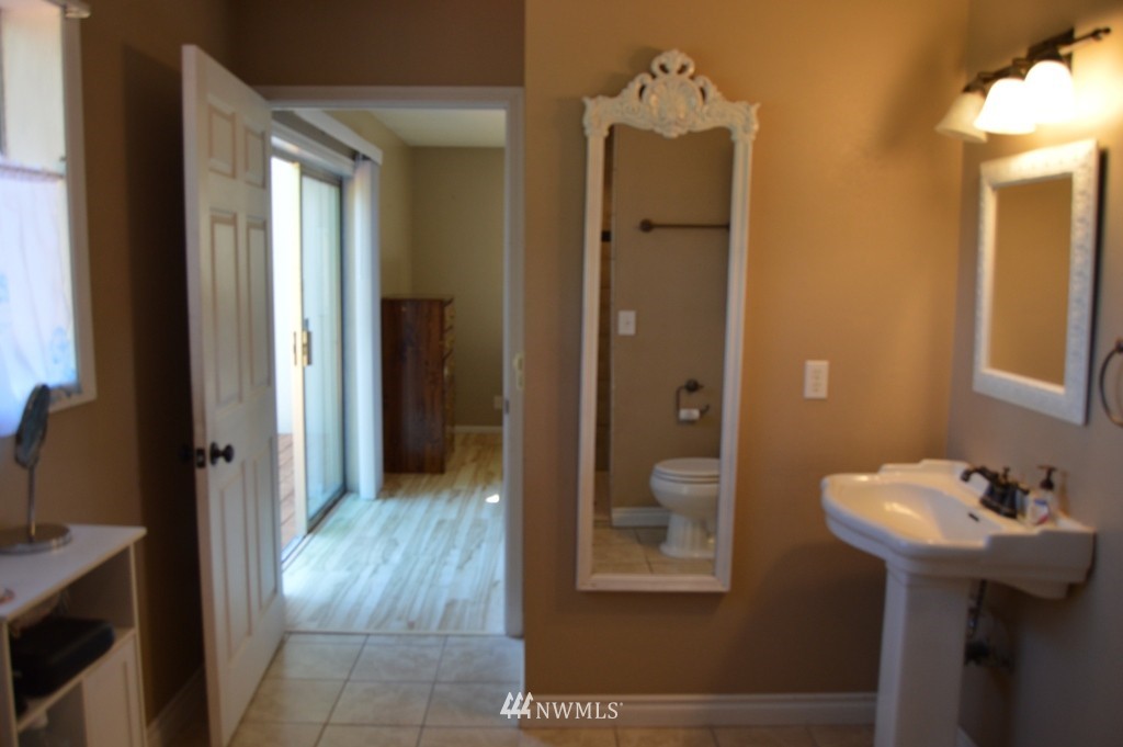 2217 Tower Road Castle Rock, WA 98611 - Photo 12 of 25 Gallery Image 12