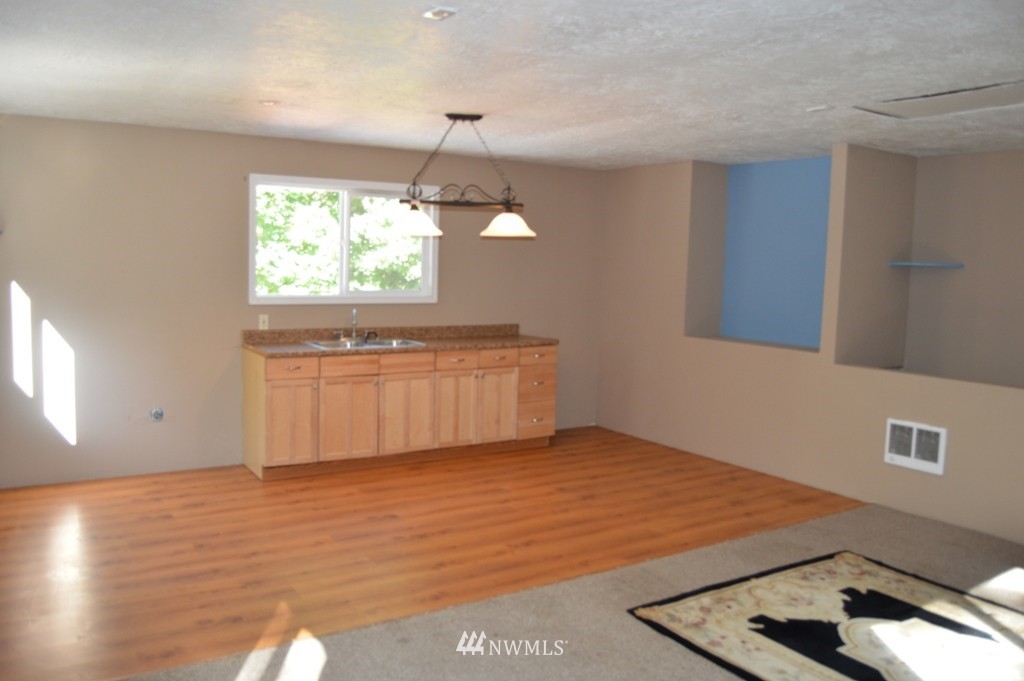2217 Tower Road Castle Rock, WA 98611 - Photo 22 of 25 Gallery Image 22