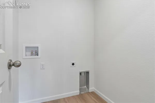 $404,950 | 850 Tenebris Point, Colorado Springs, CO 80915