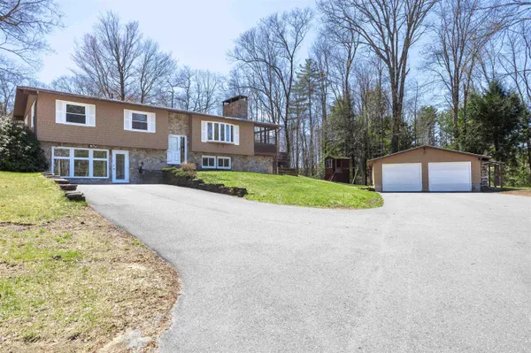 $450,000 | 264 Ceda Road, Charlestown, NH 03603