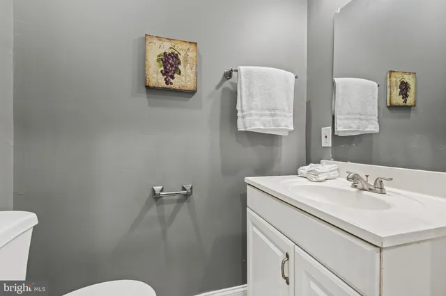 $2,000 | 1934 East Lafayette Avenue, Baltimore, MD 21213