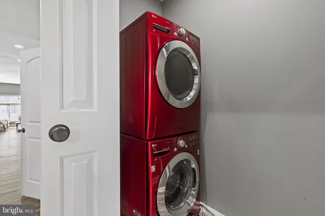 $2,000 | 1934 East Lafayette Avenue, Baltimore, MD 21213