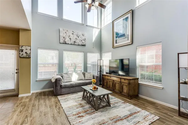 $2,695 | 8730 Manhattan Avenue, Plano, TX 75024