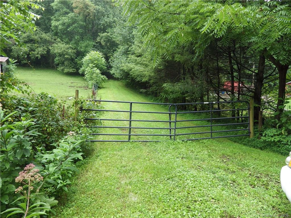 999 Lytle Cove Road Swannanoa, NC 28778 - Photo 5 of 14 Gallery Image 5