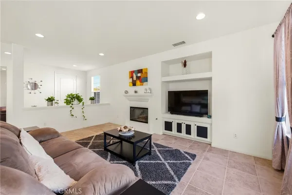 $1,099,900 | 2273 Swift Fox Court, Simi Valley, CA 93065