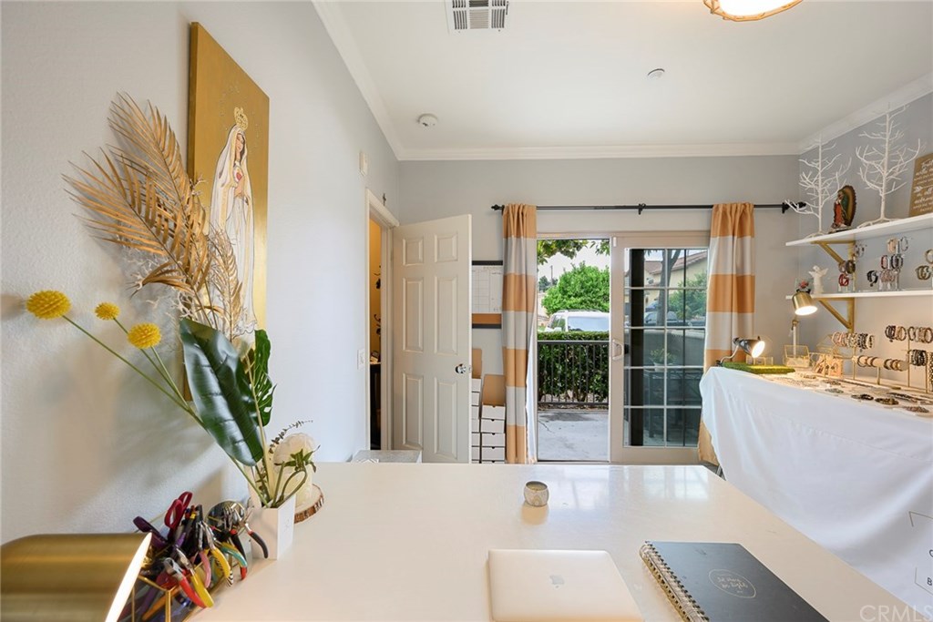 220 Soco Drive Fullerton, CA 92832 - Photo 4 of 24