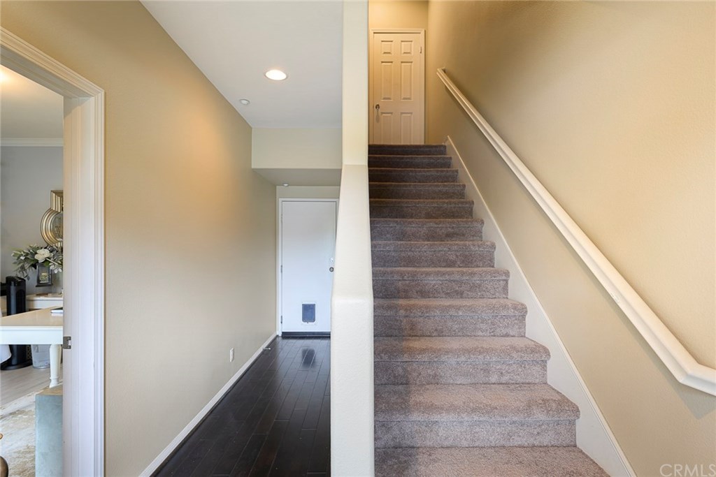 220 Soco Drive Fullerton, CA 92832 - Photo 5 of 24