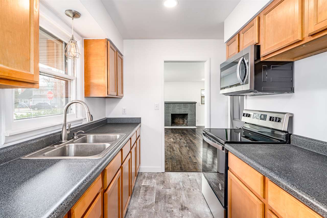 803 North Wilbur Road Spokane Valley, WA 99206 - Photo 4 of 17 Gallery Image 4