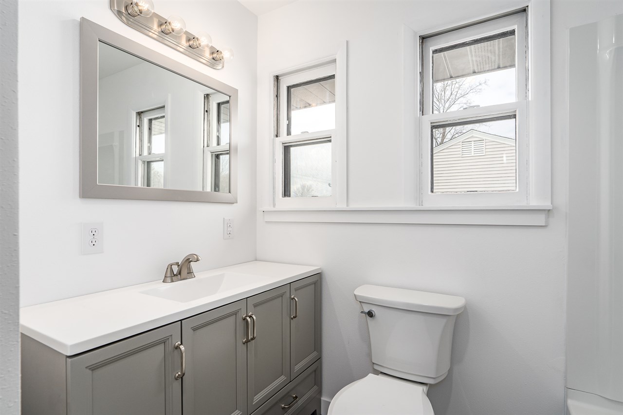 803 North Wilbur Road Spokane Valley, WA 99206 - Photo 8 of 17 Gallery Image 8