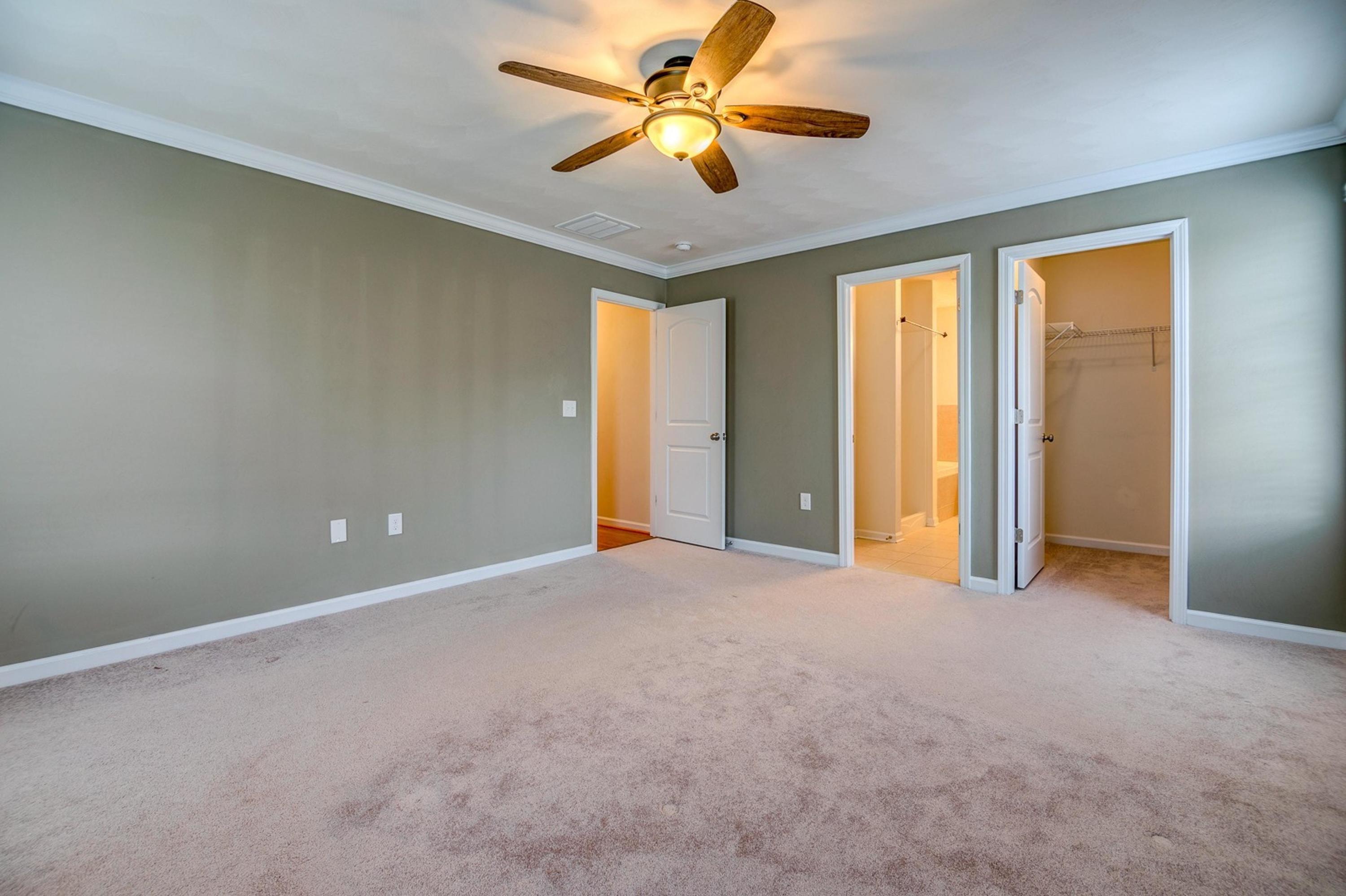 1017 Longview Road Roanoke, VA 24018 - Photo 22 of 38 021-294665-1017 Longview Road-22_7123896