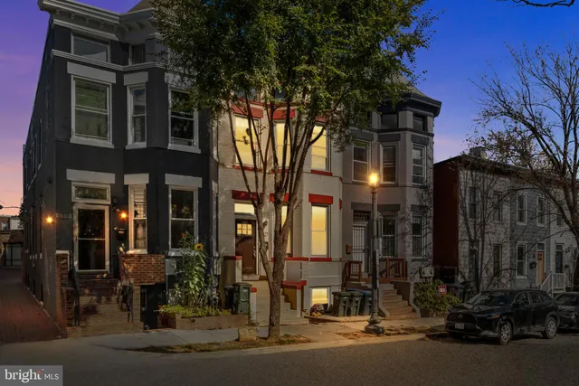$1,125,000 | 1021 Columbia Road Northwest, Washington, DC 20001