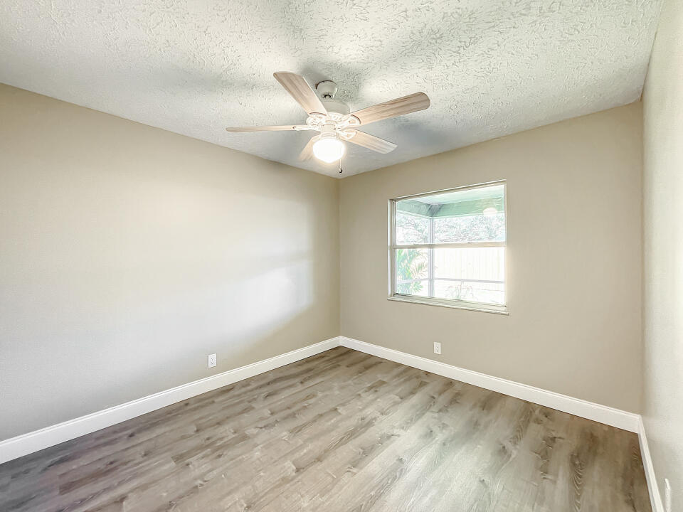 4477 Southeast Salvatori Road Stuart, FL 34997 - Photo 16 of 32 16