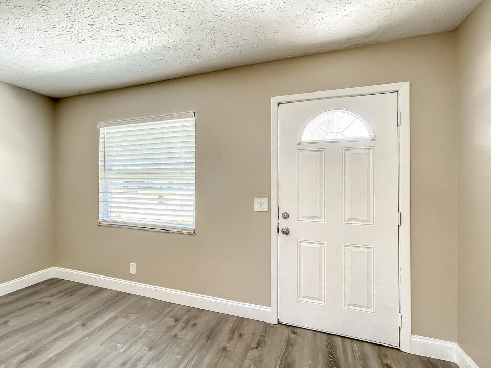 4477 Southeast Salvatori Road Stuart, FL 34997 - Photo 3 of 32 3
