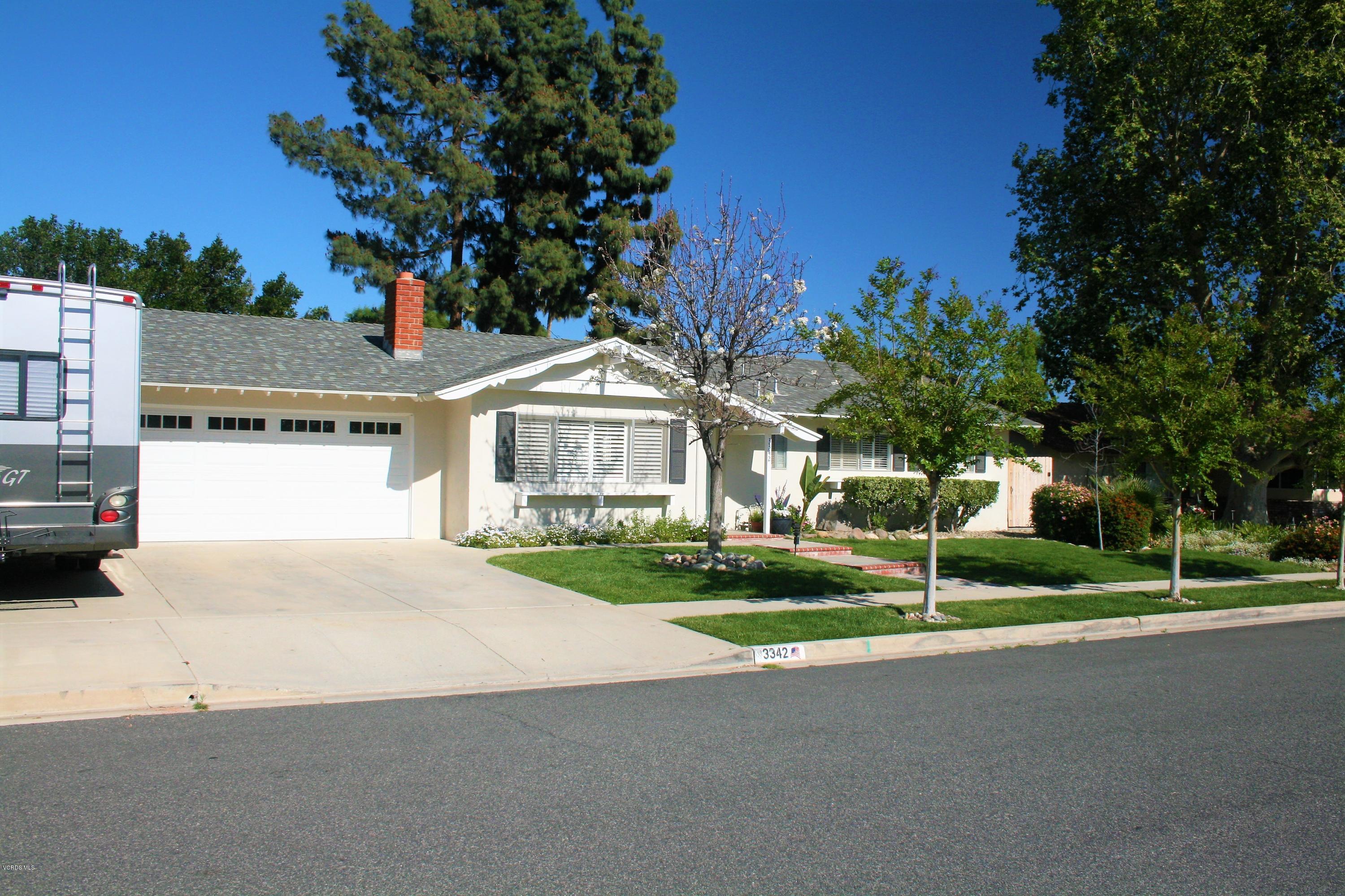 3342 Faxton Court Simi Valley, CA 93063 - Photo 3 of 21 IMG_0969