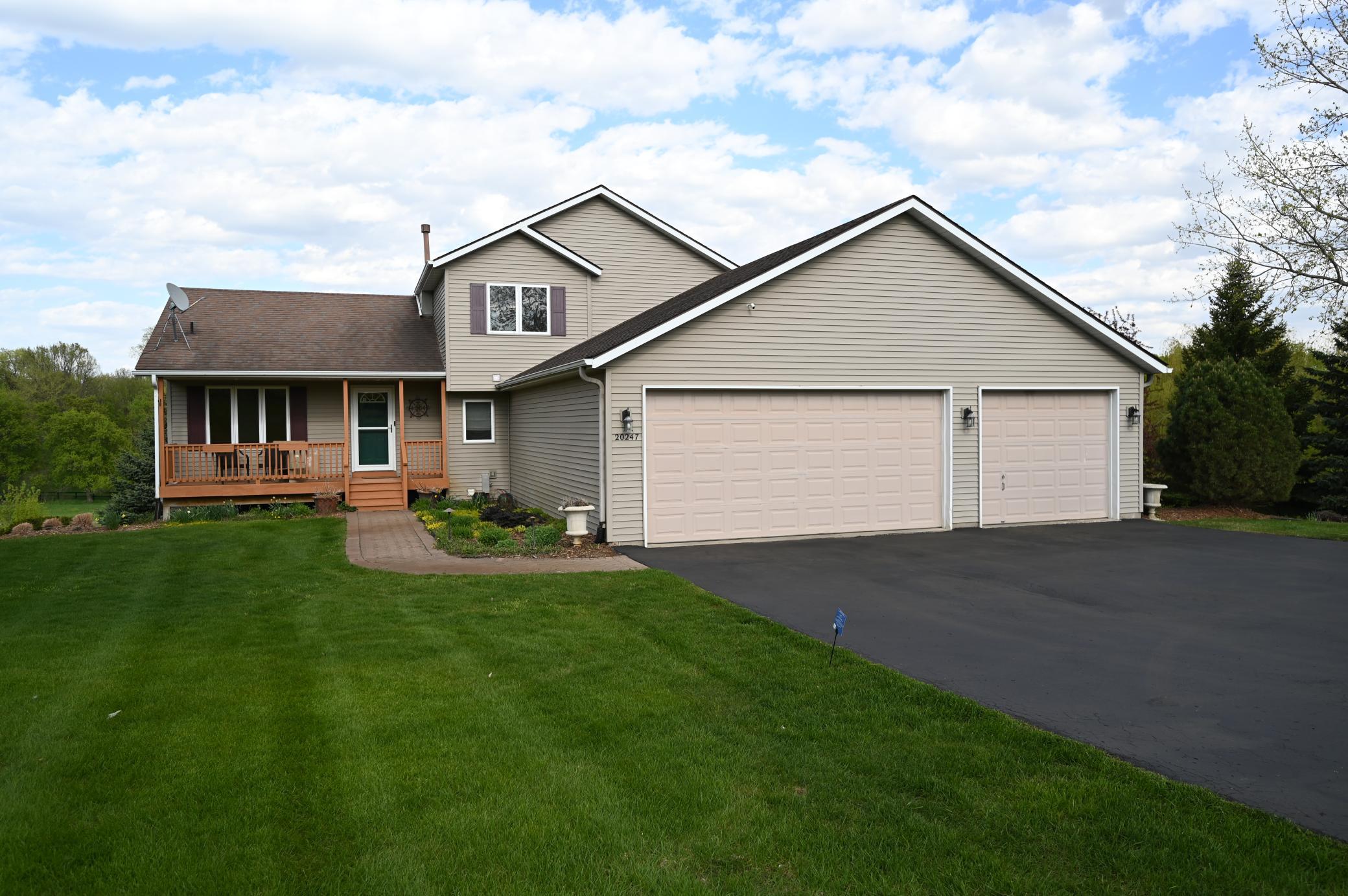 20247 Lake Ridge Drive Prior Lake, MN 55372 - Photo 1 of 42