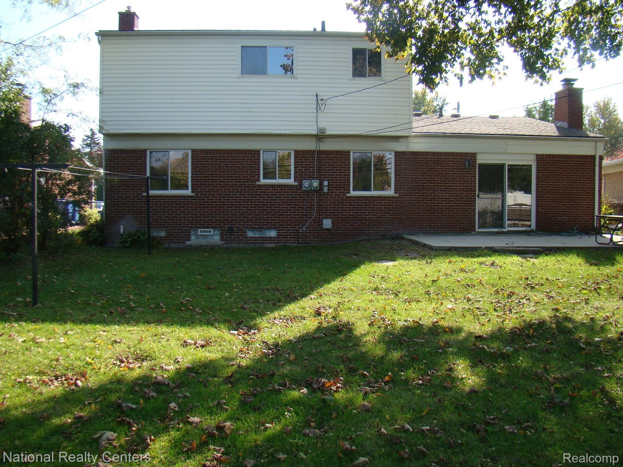 3607 Common Road Warren, MI 48092 - Photo 28 of 28 DSC04601.JPG