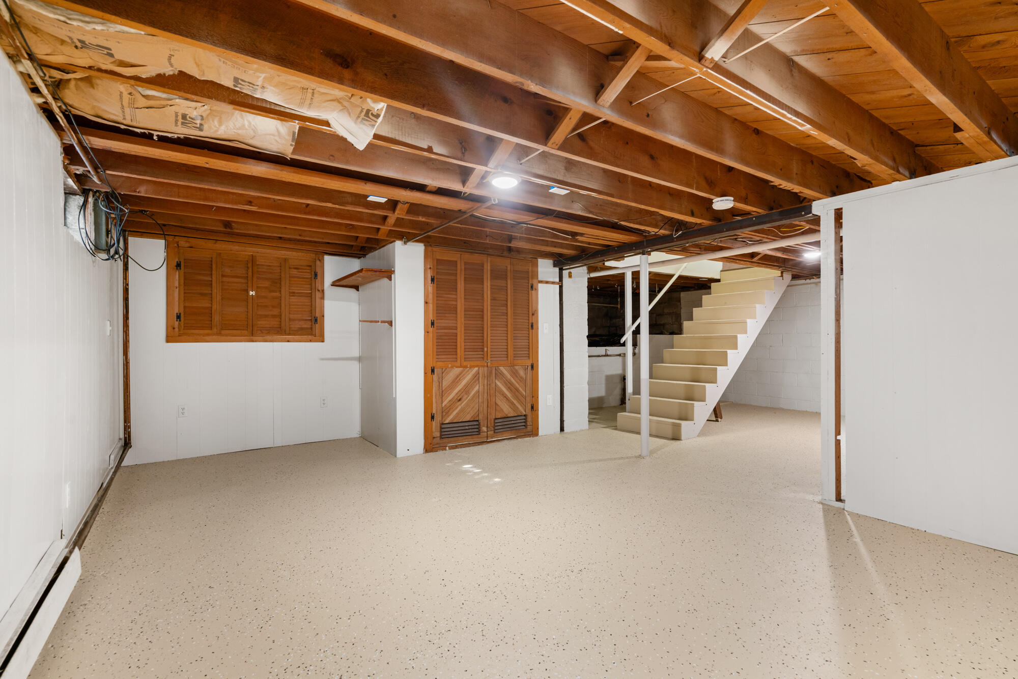 112 Fulton Street Petoskey, MI 49770 - Photo 26 of 37 A7R09315