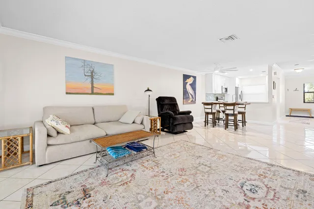 $300,000 | 9193 Pecky Cypress Lane, Unit 6F, Boca Raton, FL 33428