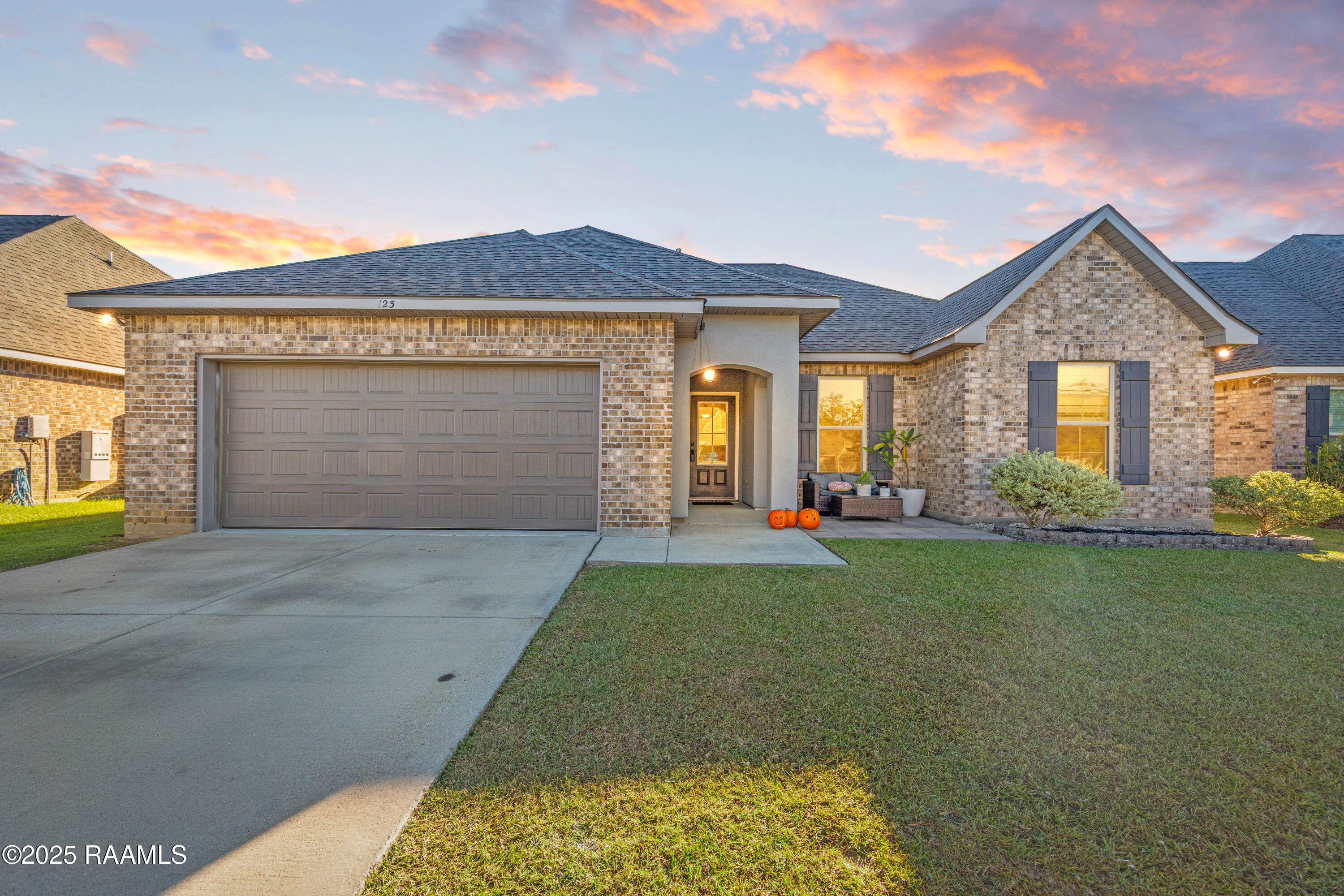 123 Chloe Street Broussard, LA 70518 - Photo 30 of 31 twoilight