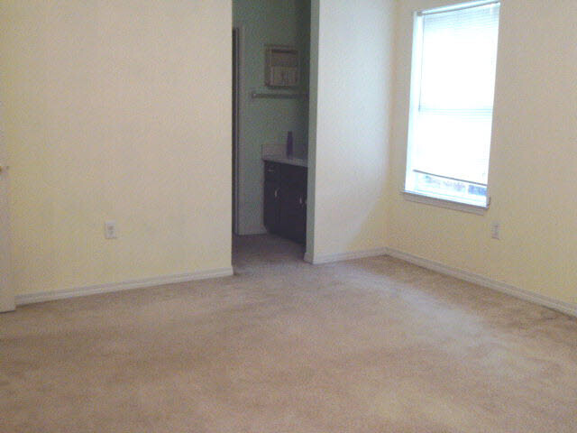 201 East Myrtle Avenue Foley, AL 36535 - Photo 16 of 21 Master Bedroom