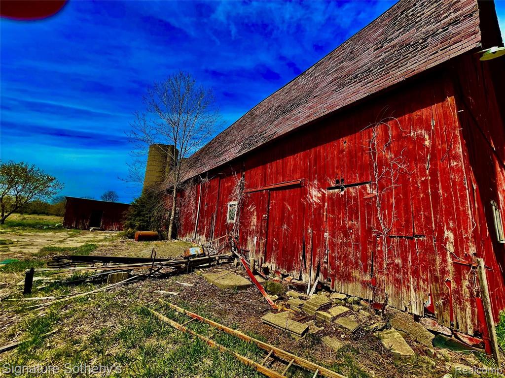 17980 27 Mile Road Ray, MI 48096 - Photo 17 of 51
