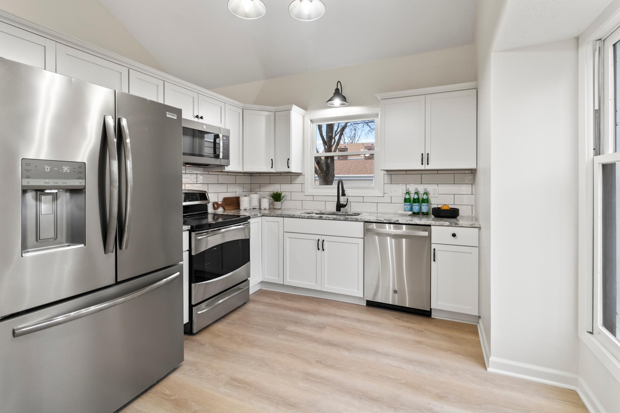 9307 Nesbitt Road Bloomington, MN 55437 - Photo 11 of 33 Gallery Image 11