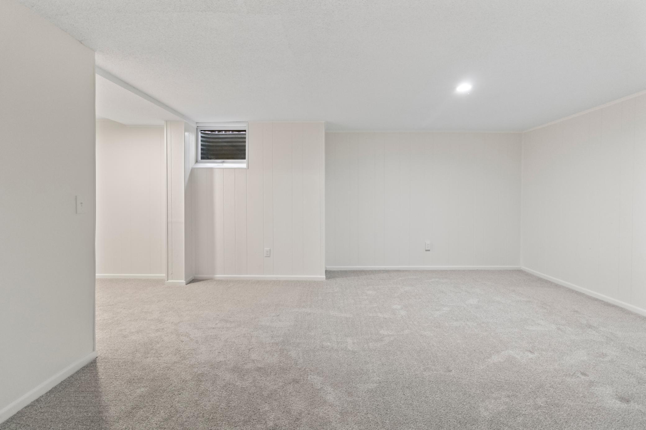 9307 Nesbitt Road Bloomington, MN 55437 - Photo 24 of 33 Gallery Image 24