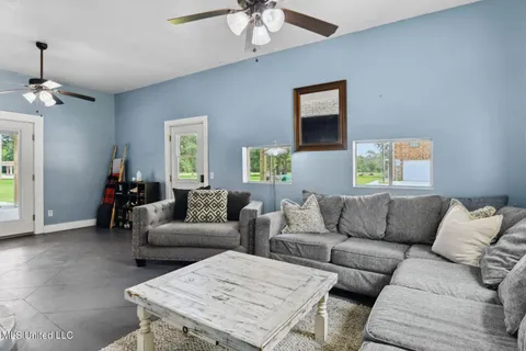 $360,000 | 1980 Washington Street, Bay St. Louis, MS 39520