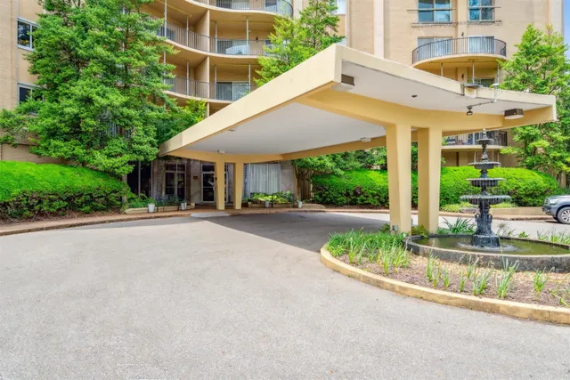 $95,000 | 475 North Highland Street, Unit 2K, Memphis, TN 38122