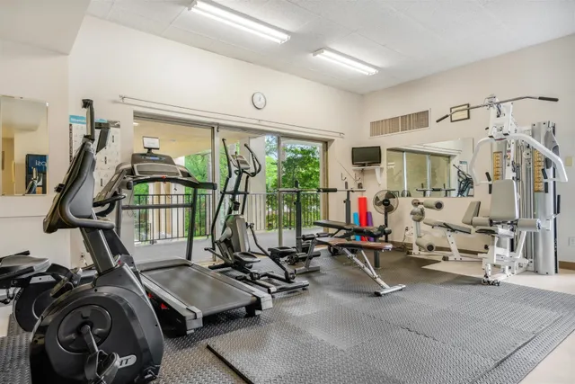 $95,000 | 475 North Highland Street, Unit 2K, Memphis, TN 38122