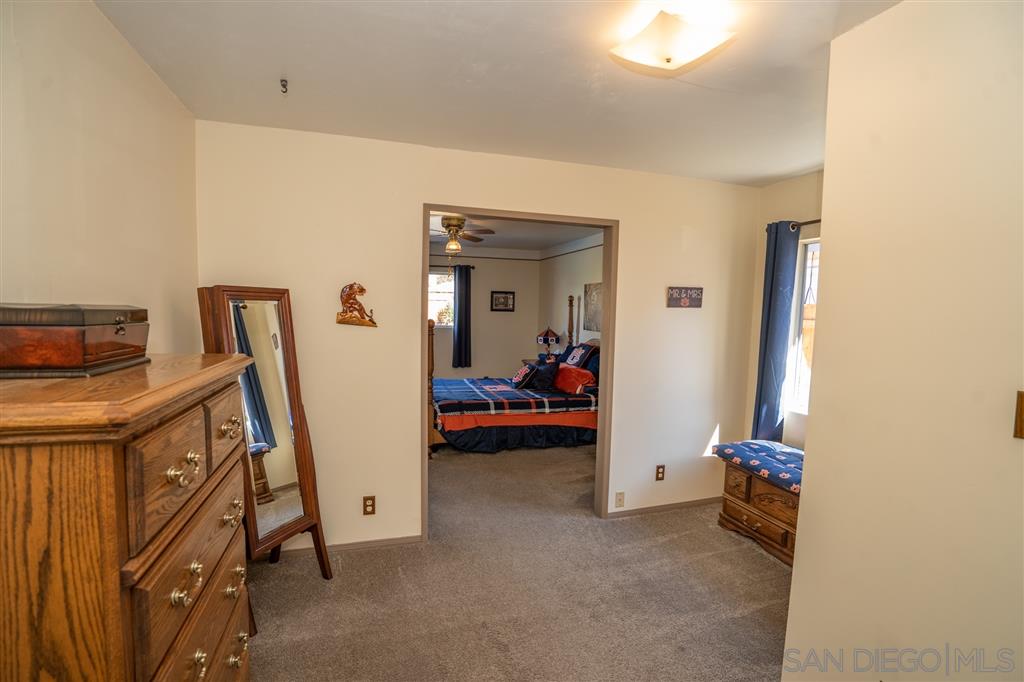 9748 Abbeyfield Road Santee, CA 92071 - Photo 8 of 25 Gallery Image 8