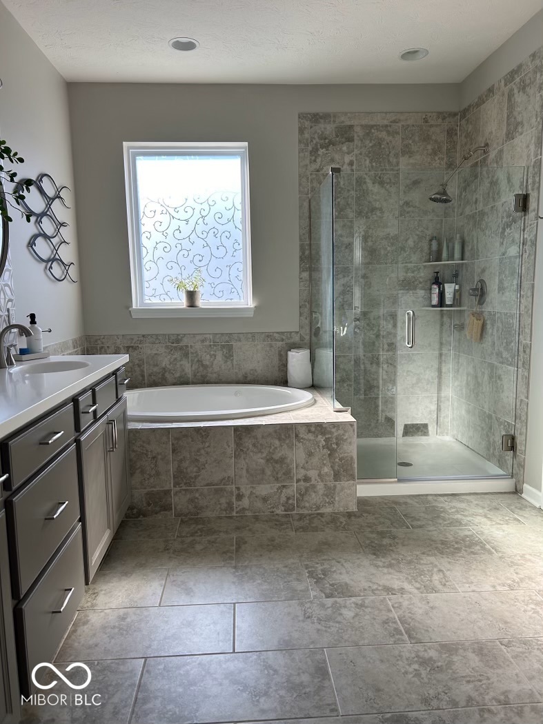 5733 Birtz Road Indianapolis, IN 46216 - Photo 24 of 46 Gallery Image 24