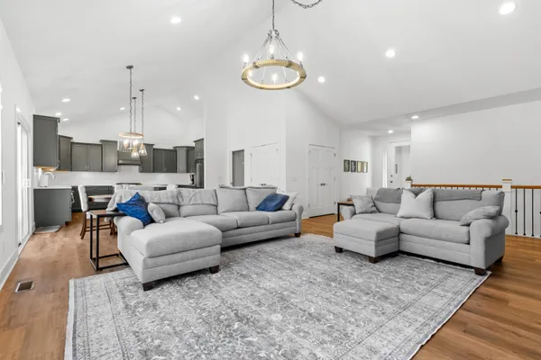 $685,000 | 10948 Mystic Heights Trail, Mattawan, MI 49071