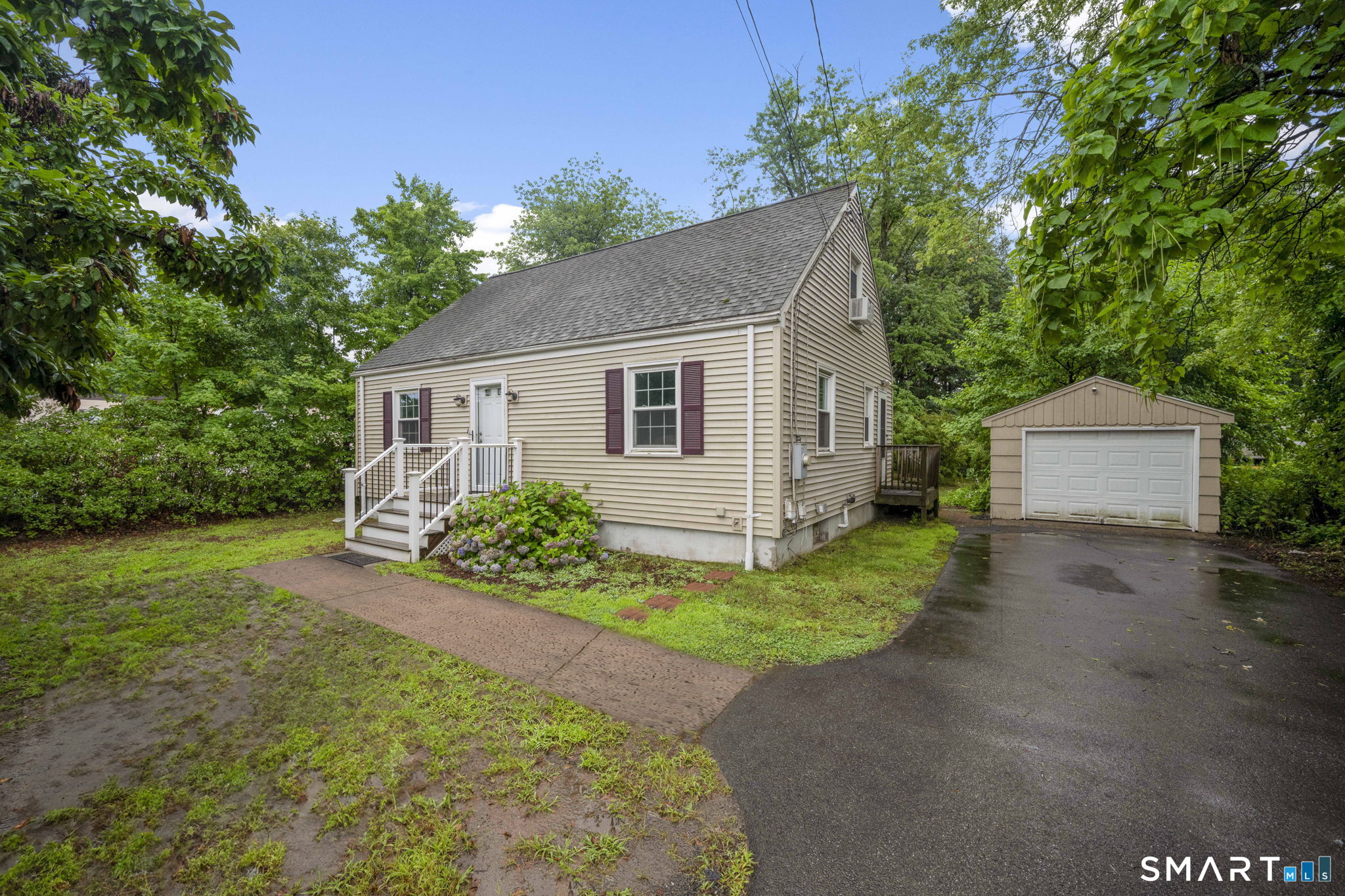 65 Old Windsor Road Bloomfield, CT 06002 - Photo 1 of 1 Gallery Image 1