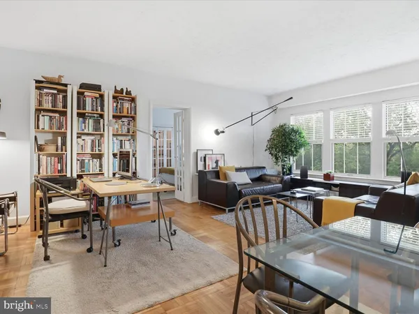$2,000 | 3901 Cathedral Avenue Northwest, Unit 418, Washington, DC 20016
