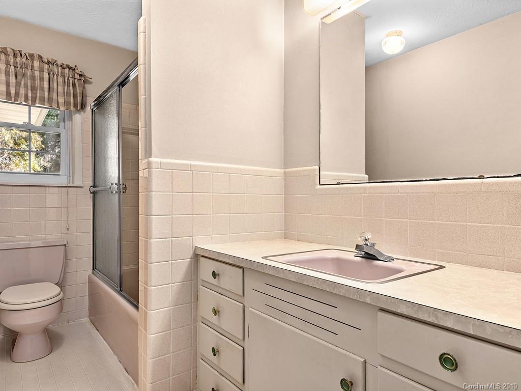 151 Bell Road Asheville, NC 28805 - Photo 11 of 20 Gallery Image 11